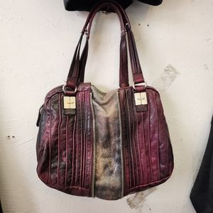 Women's Tulah Ray purse handbag messanger armbag black brown zipper expandable